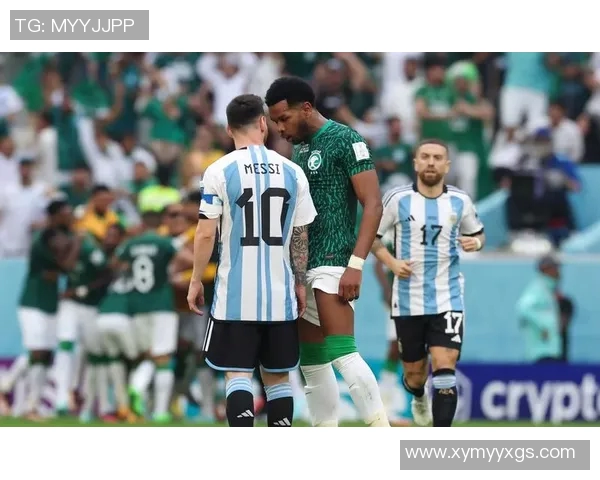 足球巨星疑似坠楼现场视频曝光引发热议真相仍待权威机构进一步确认