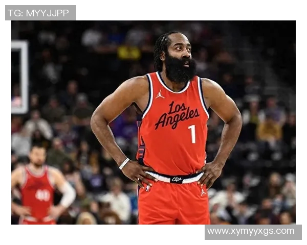 当NBA巨星踏上绿茵场展现篮球手的独特足球风采